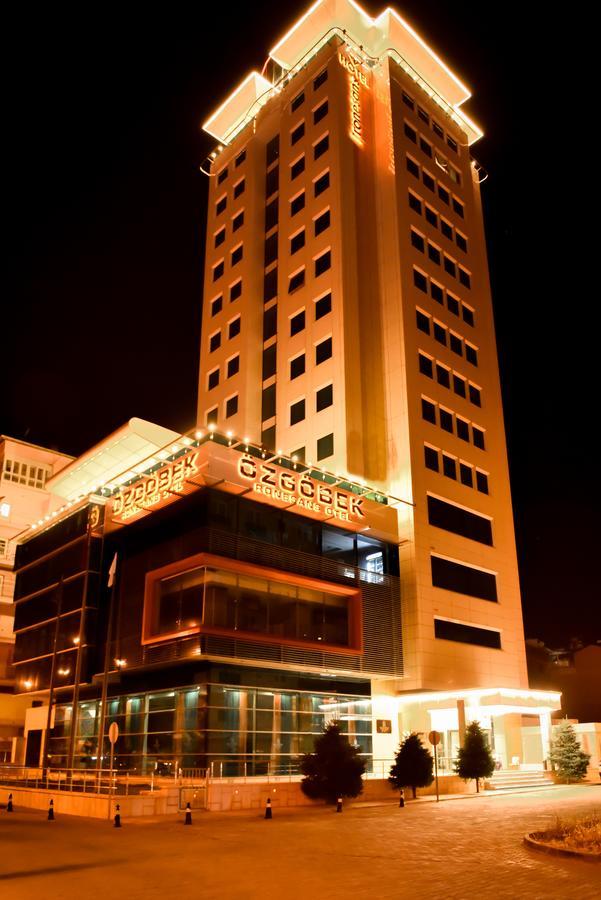 Oezgoebek Roenesans Hotel De Luxe Uşak Exterior photo