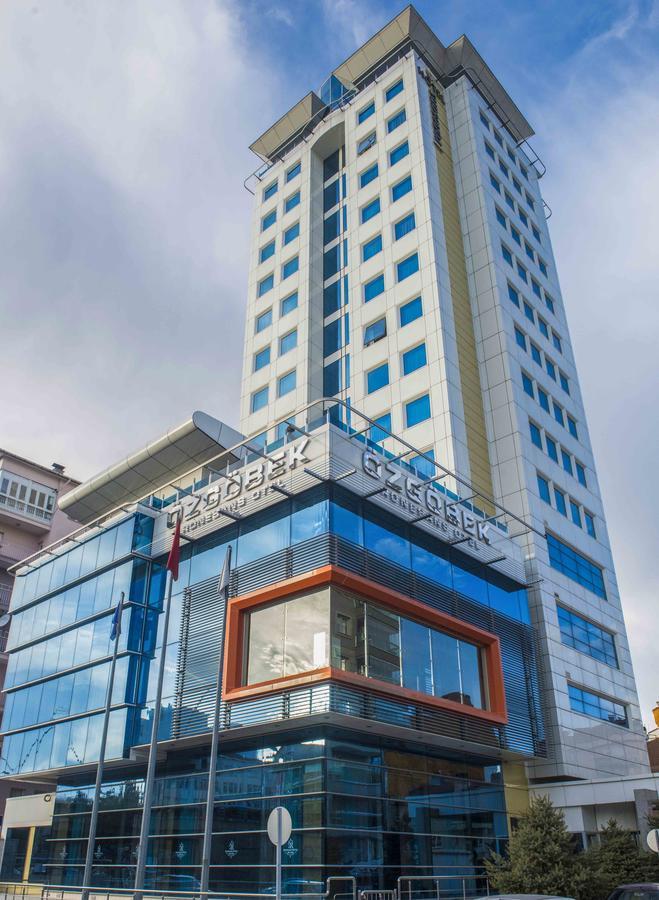 Oezgoebek Roenesans Hotel De Luxe Uşak Exterior photo